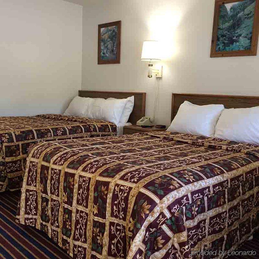 Port Lodge Motel Pulaski ภายนอก รูปภาพ