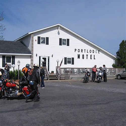 Port Lodge Motel Pulaski ภายนอก รูปภาพ